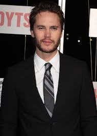 How tall is Taylor Kitsch?